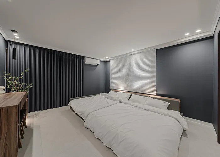 Apartment Yang *